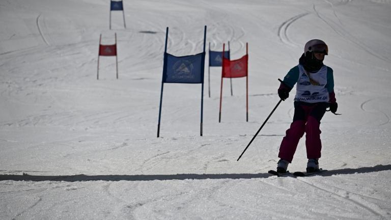 Młodzi sportowcy na stoku – zawody o Puchar Wójta Gminy Czorsztyn (25) (Duże).JPG