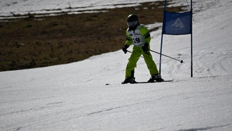 Młodzi sportowcy na stoku – zawody o Puchar Wójta Gminy Czorsztyn (54) (Duże).JPG