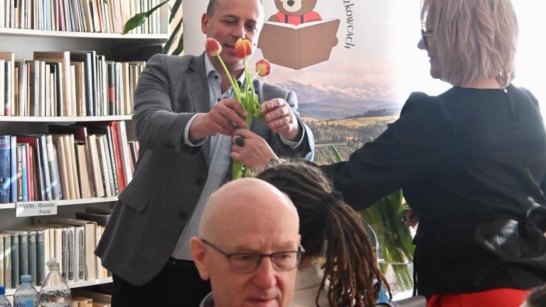 Dzień Kobiet w Gminnej Bibliotece Publicznej w Kluszkowcach (10).JPG