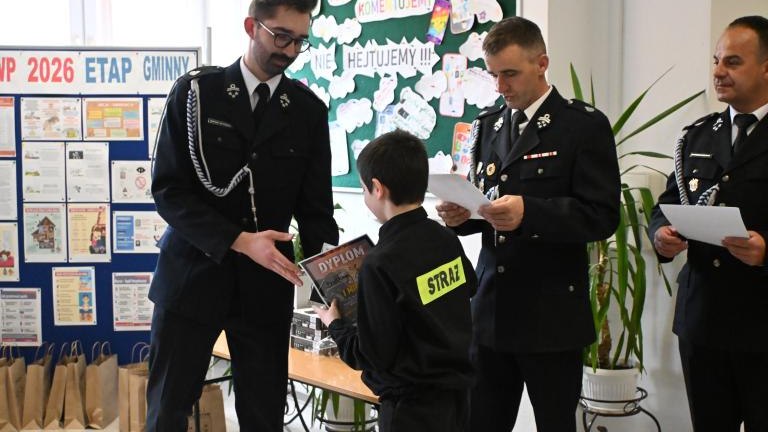 Gminne eliminacje Ogólnopolskiego Turnieju Wiedzy Pożarniczej w Sromowcach Niżnych (9).JPG