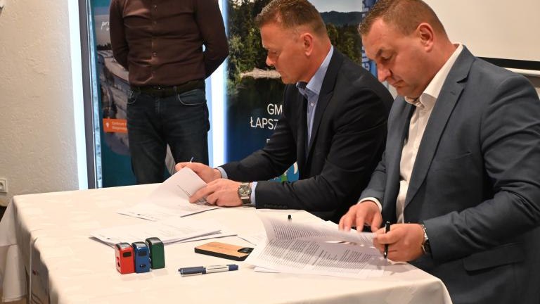 8 maja 2026 r. w Niedzicy podpisana została umowa na realizację strategicznego projektu w ramach Klastra Energii Zbiornika Czorsztyńskiego (70).JPG