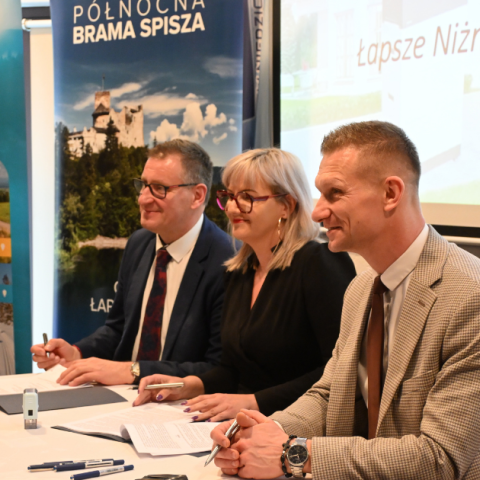 Gminy wokół Jeziora Czorsztyńskiego stawiają na energetykę przyszłości