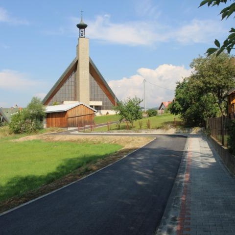 Zakończono przebudowę drogi gminnej w miejscowości Maniowy