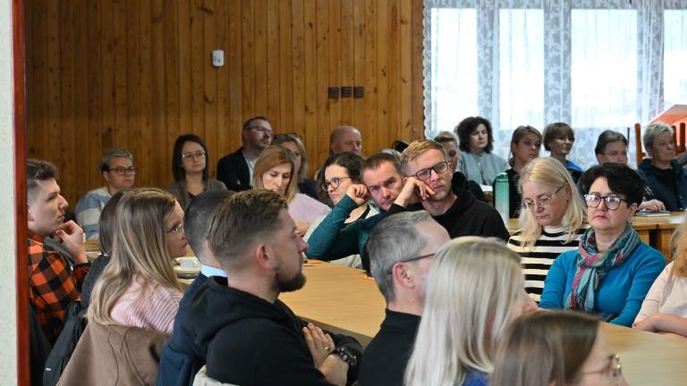 Jak rozpoznawać i reagować – ważne szkolenie dla kadry oświaty (35).JPG